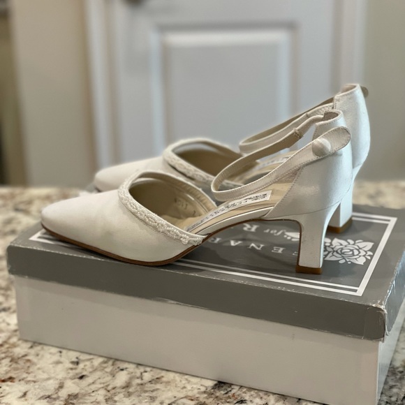 Fenaroli for Regalia Ariel Pump Beaded Band Size:7 - Picture 9 of 13